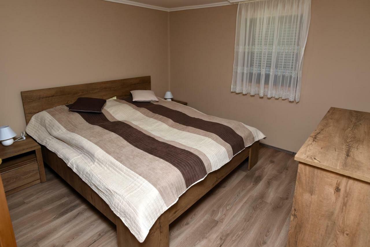 Siraly Apartman Hajdúnánás 외부 사진