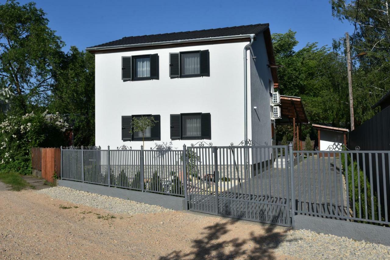 Siraly Apartman Hajdúnánás 외부 사진
