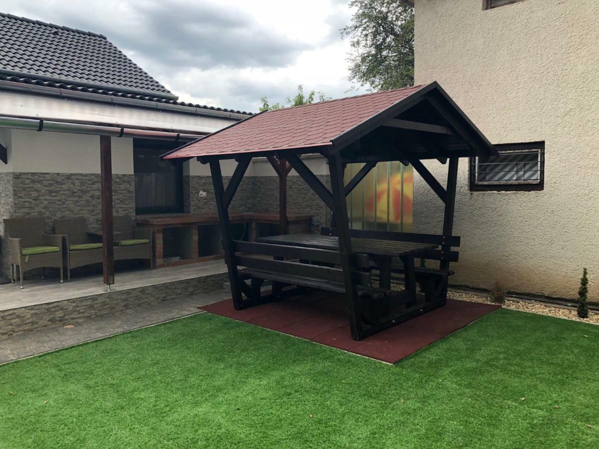 Siraly Apartman Hajdúnánás 외부 사진